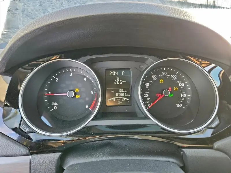 2015 VOLKSWAGEN JETTA TDI  