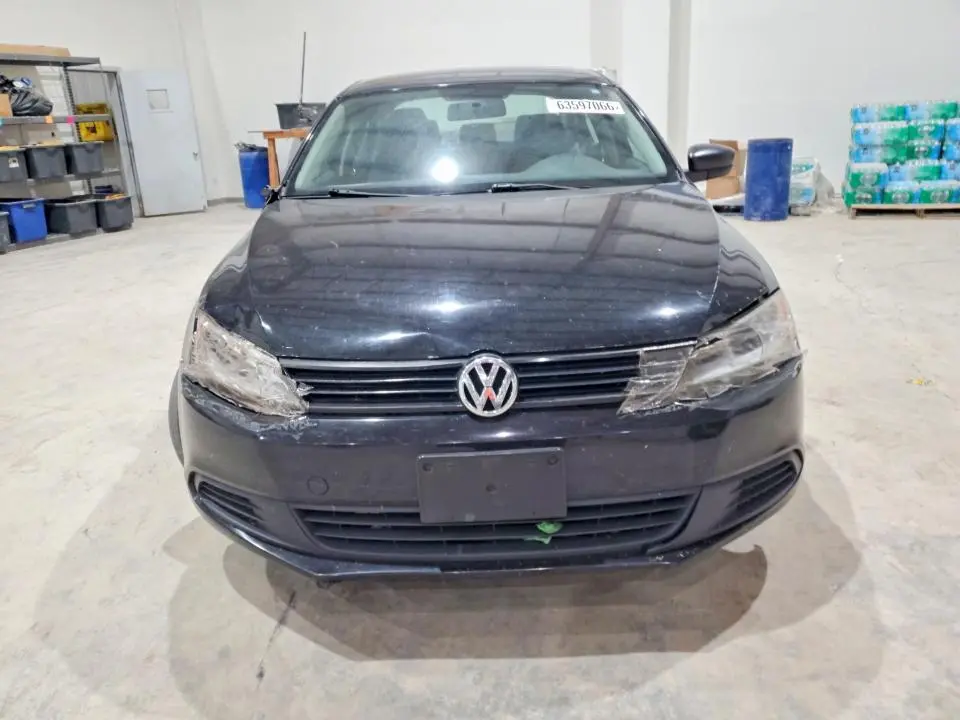 2012 VOLKSWAGEN JETTA BASE  
