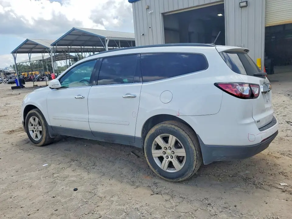 2016 CHEVROLET TRAVERSE LT  
