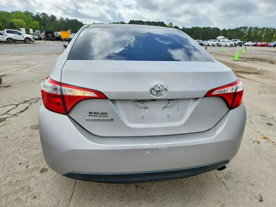 2015 TOYOTA COROLLA LE  