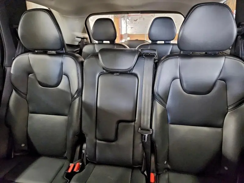 2020 VOLVO XC90 T5 MOMENTUM  