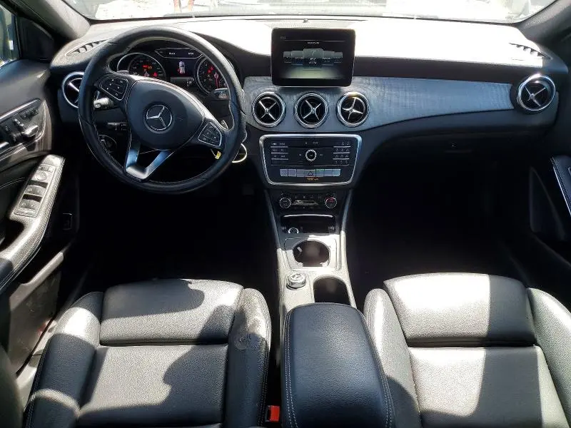 2018 MERCEDES-BENZ GLA 250  