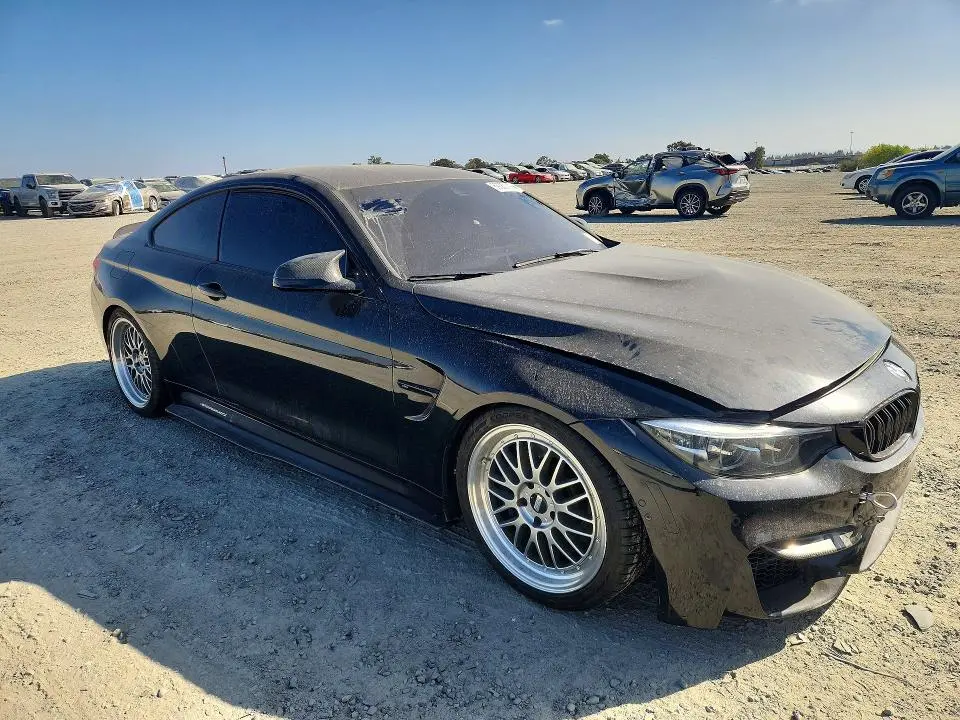 2018 BMW M4   