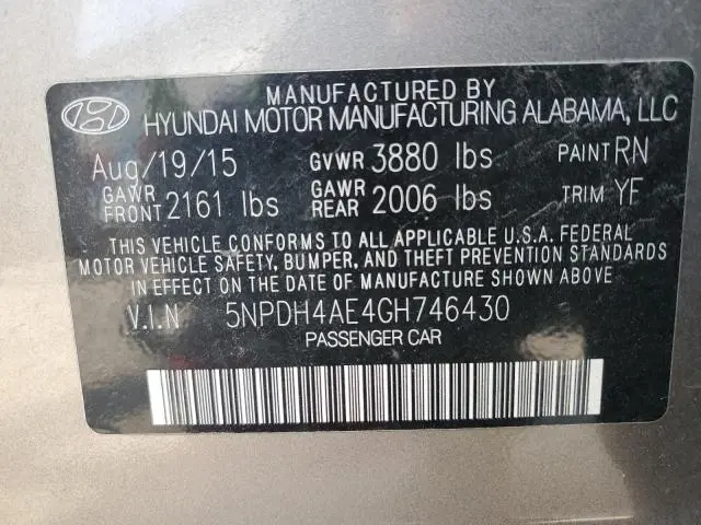 2016 HYUNDAI ELANTRA SE  