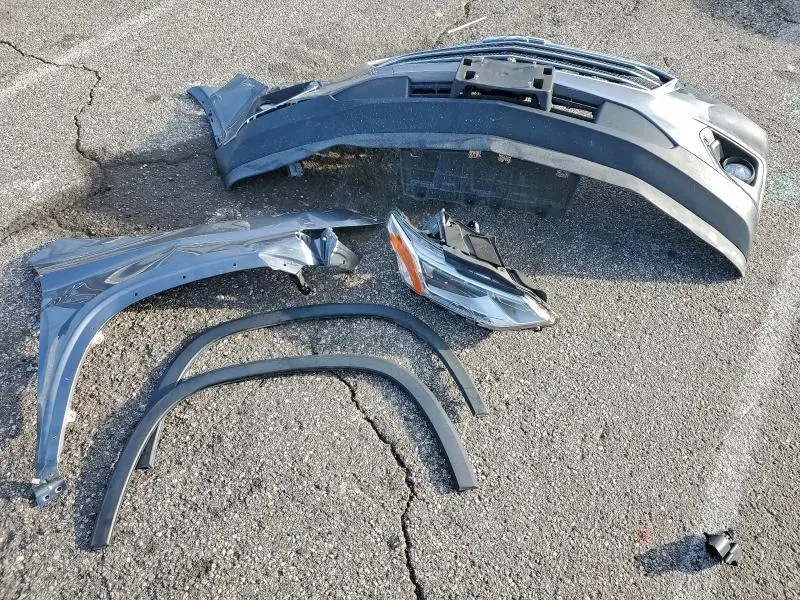 2021 CHEVROLET TRAVERSE LT  