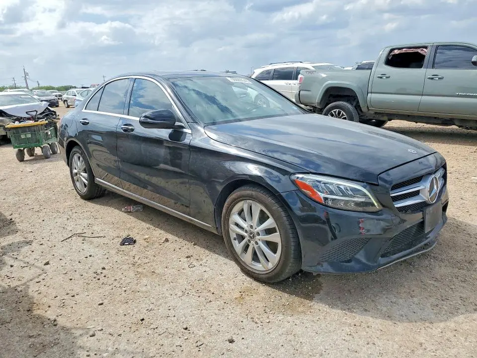 2019 MERCEDES-BENZ C 300  