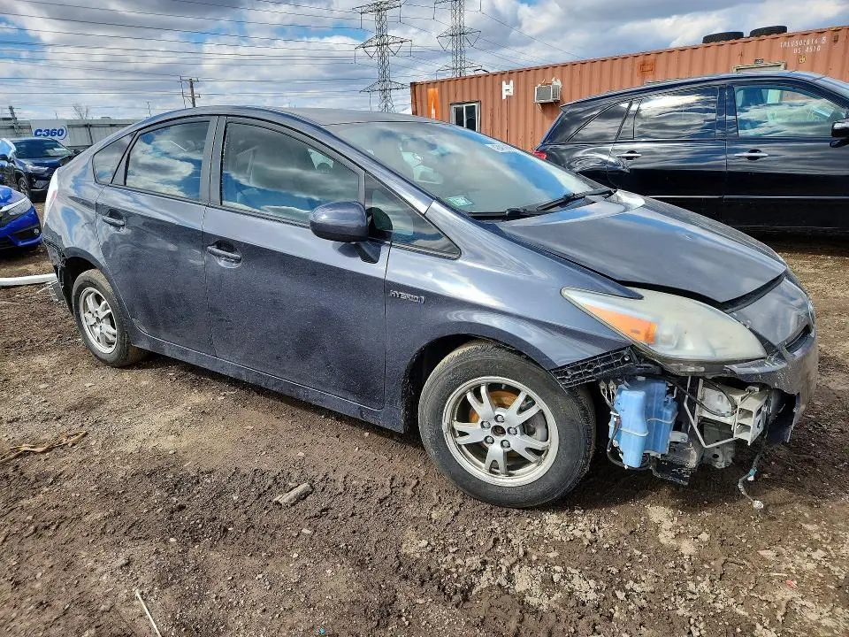 2011 TOYOTA PRIUS THREE  