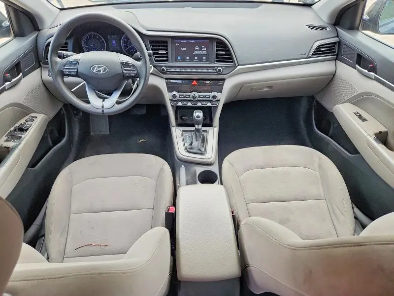 2020 HYUNDAI ELANTRA SEL  