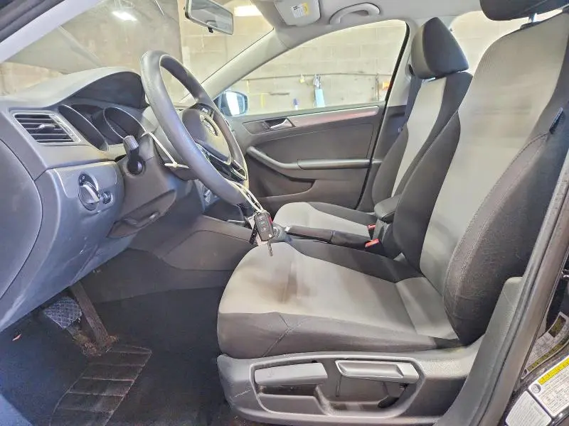 2017 VOLKSWAGEN JETTA S  