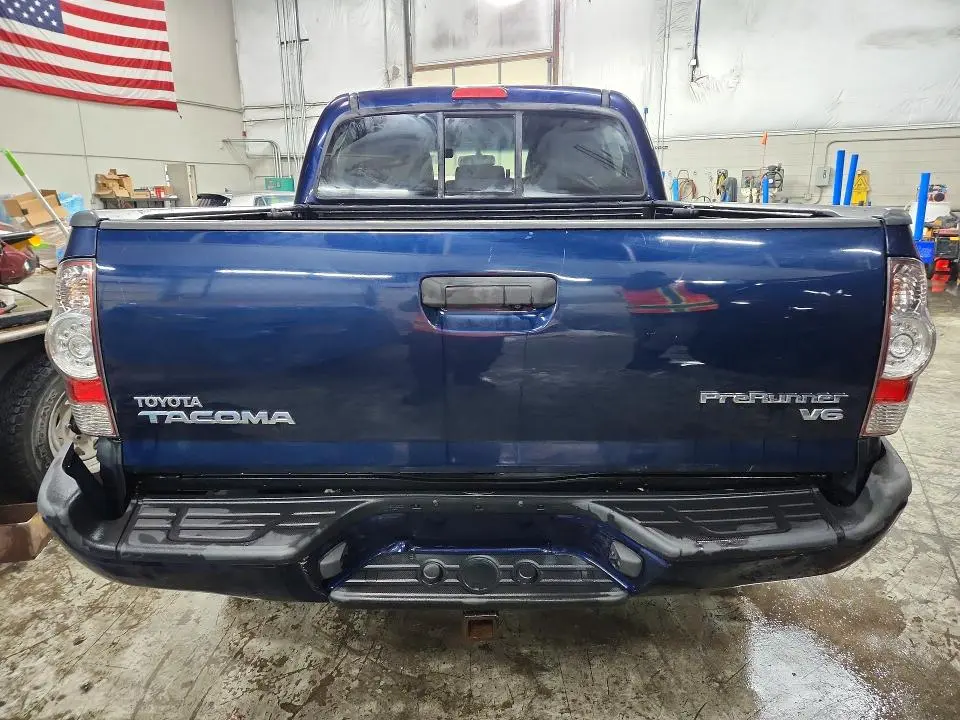 2013 TOYOTA TACOMA PRERUNNER V6  