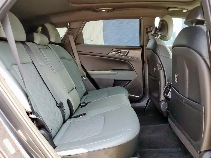 2023 KIA SPORTAGE X-PRO  