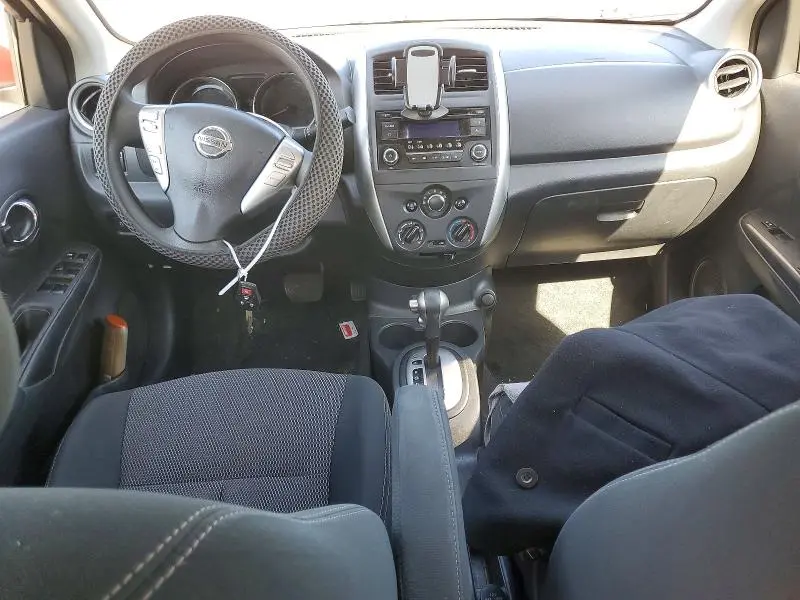 2018 NISSAN VERSA SV  