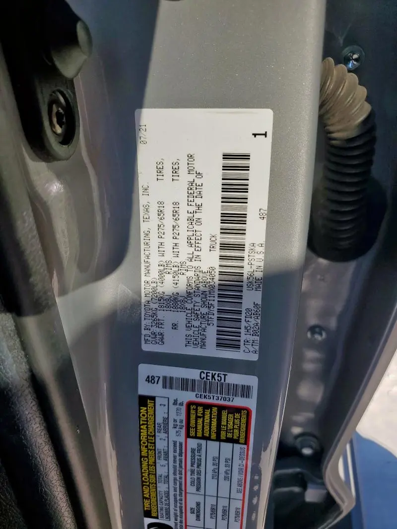 2021 TOYOTA TUNDRA CREWMAX SR5  