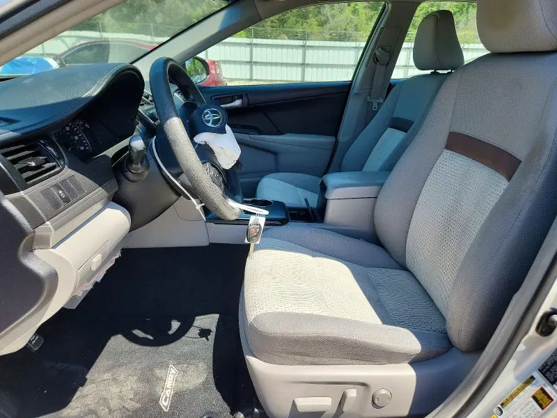 2014 TOYOTA CAMRY LE  