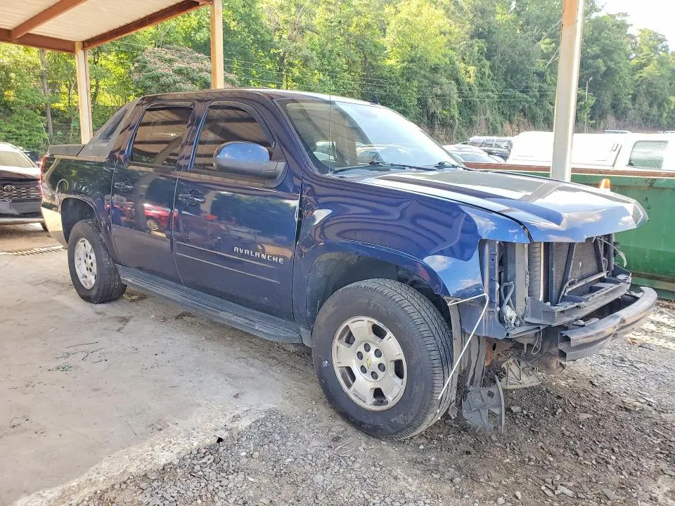 2010 CHEVROLET AVALANCHE LS  
