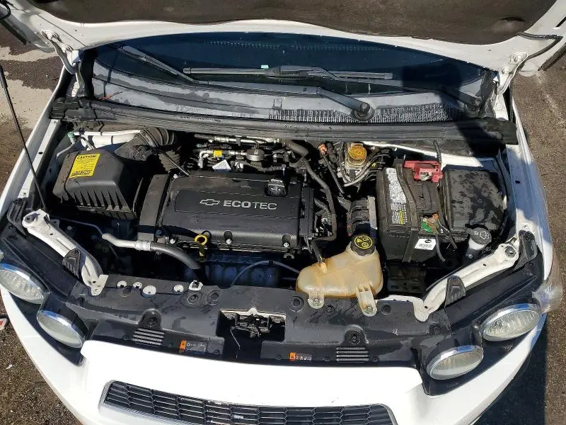 2015 CHEVROLET SONIC LT  