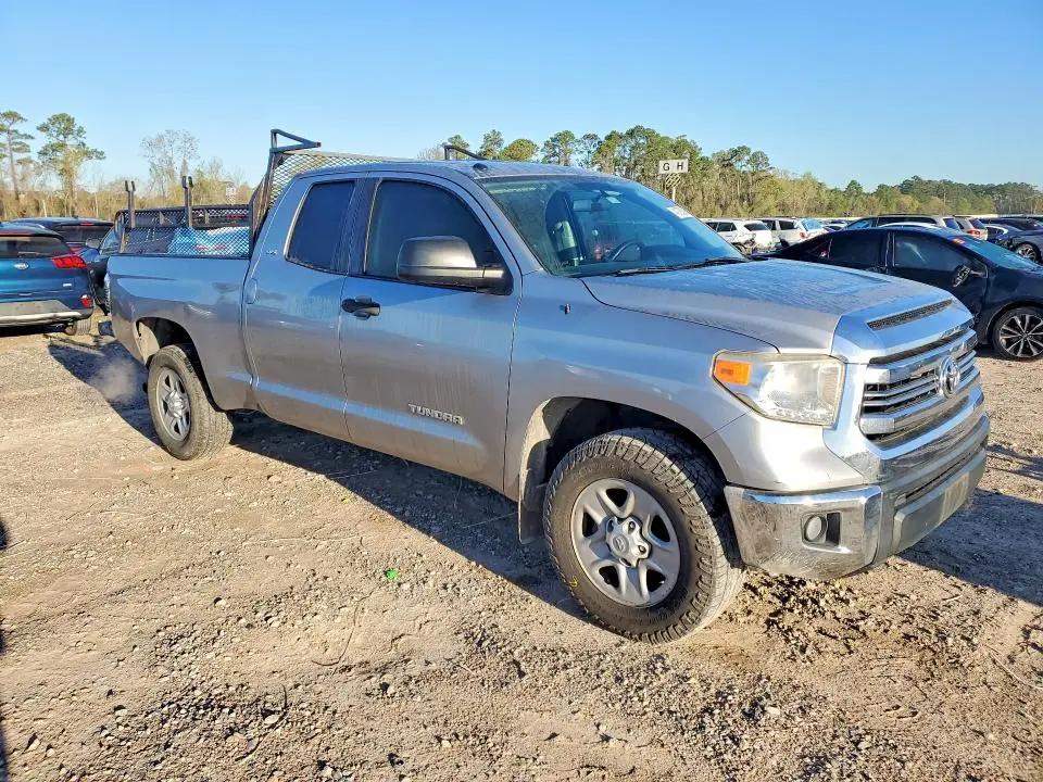 2017 TOYOTA TUNDRA SR5  