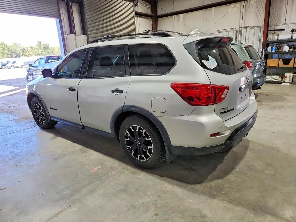 2019 NISSAN PATHFINDER SL  