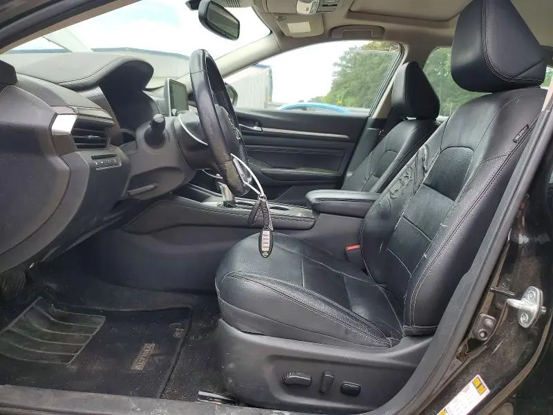 2019 NISSAN ALTIMA SL  