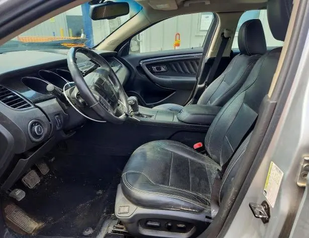 2010 FORD TAURUS LIMITED  