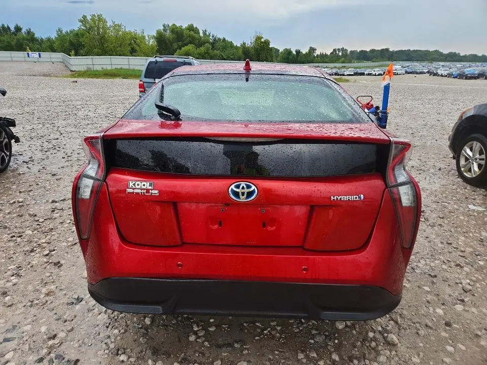 2018 TOYOTA PRIUS FOUR TOURING  