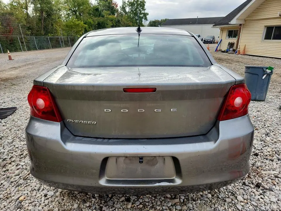 2013 DODGE AVENGER SE  