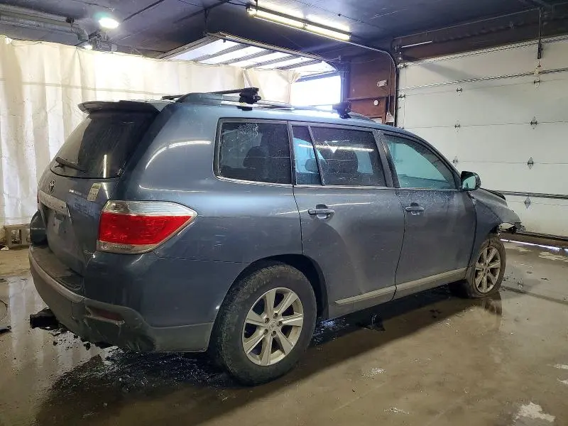 2011 TOYOTA HIGHLANDER BASE  