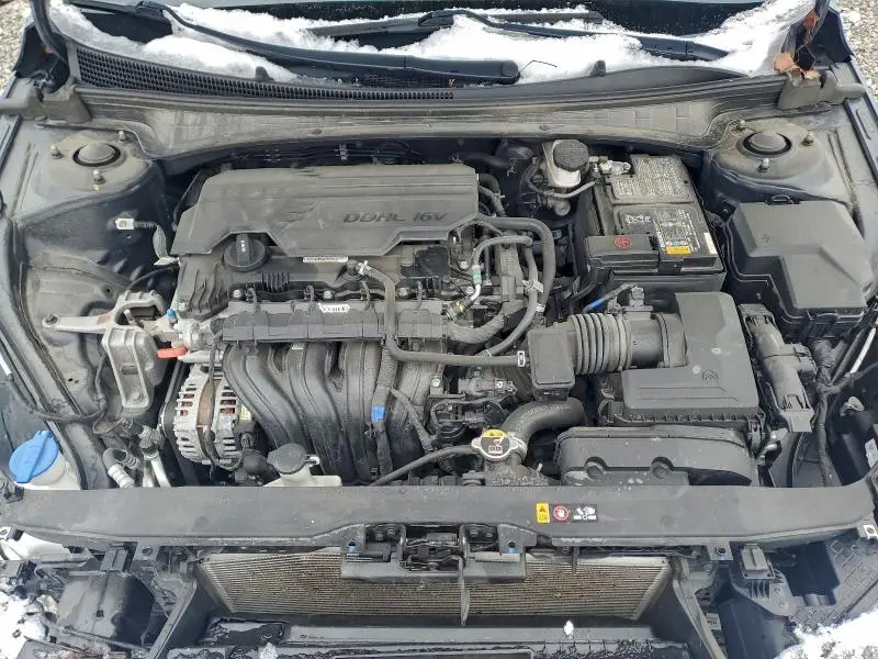 2021 HYUNDAI ELANTRA SE  