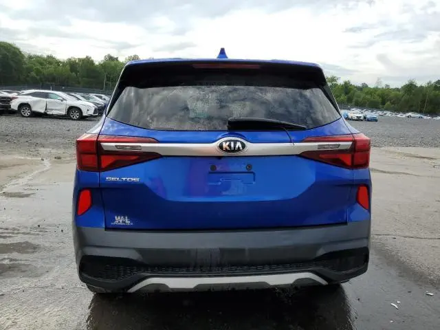 2021 KIA SELTOS LX  
