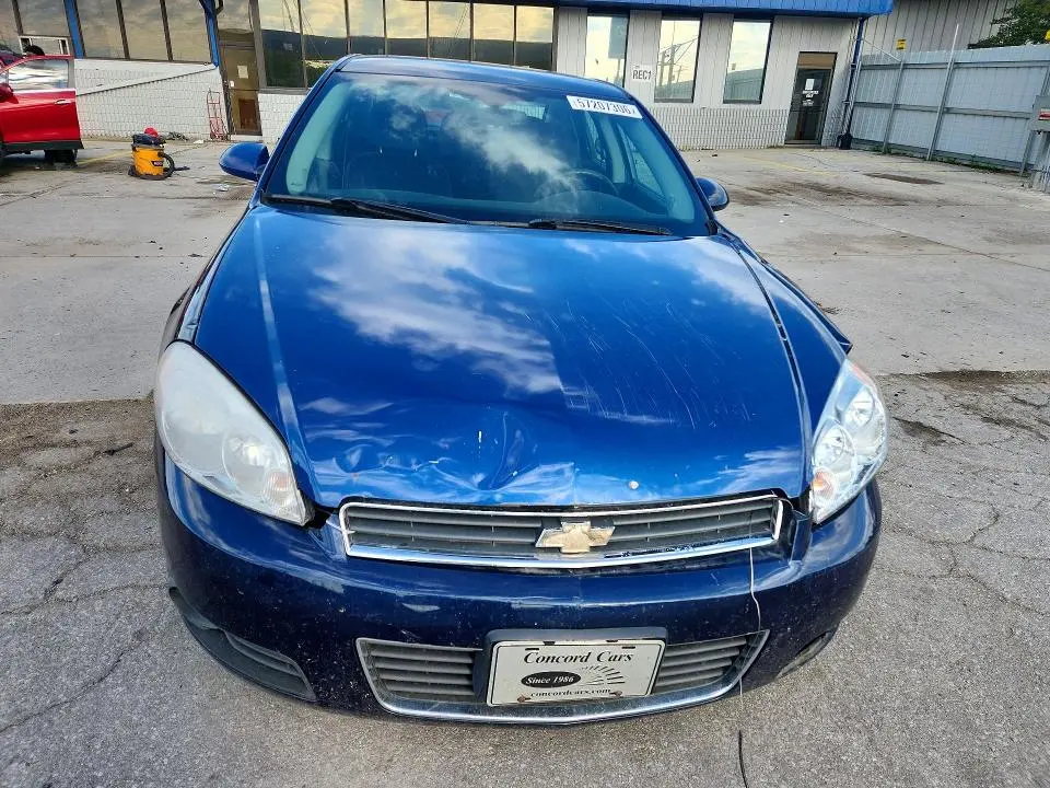 2011 CHEVROLET IMPALA LT  