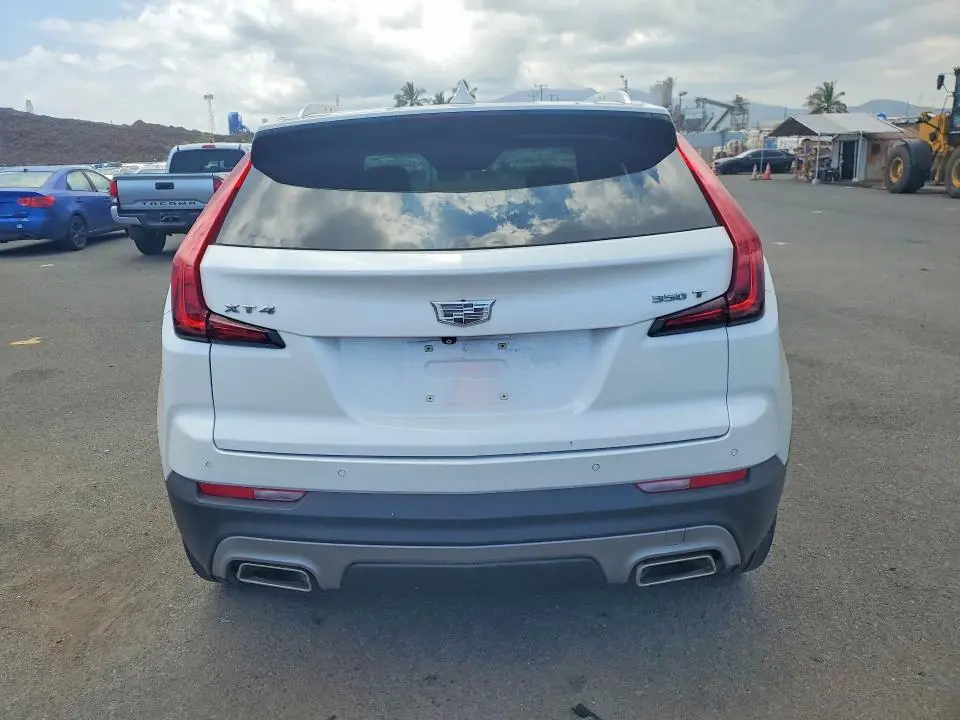 2021 CADILLAC XT4 PREMIUM LUXURY  