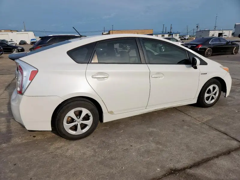 2013 TOYOTA PRIUS   