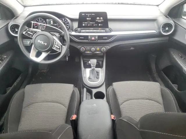 2024 KIA FORTE LX  