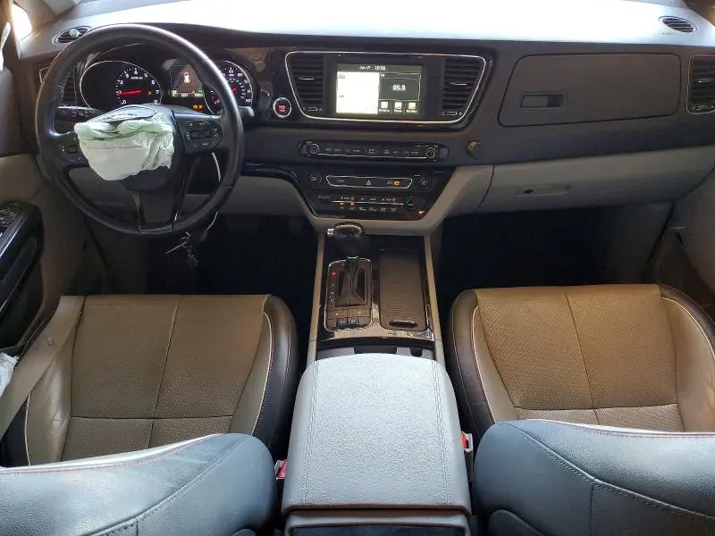 2016 KIA SEDONA SX  