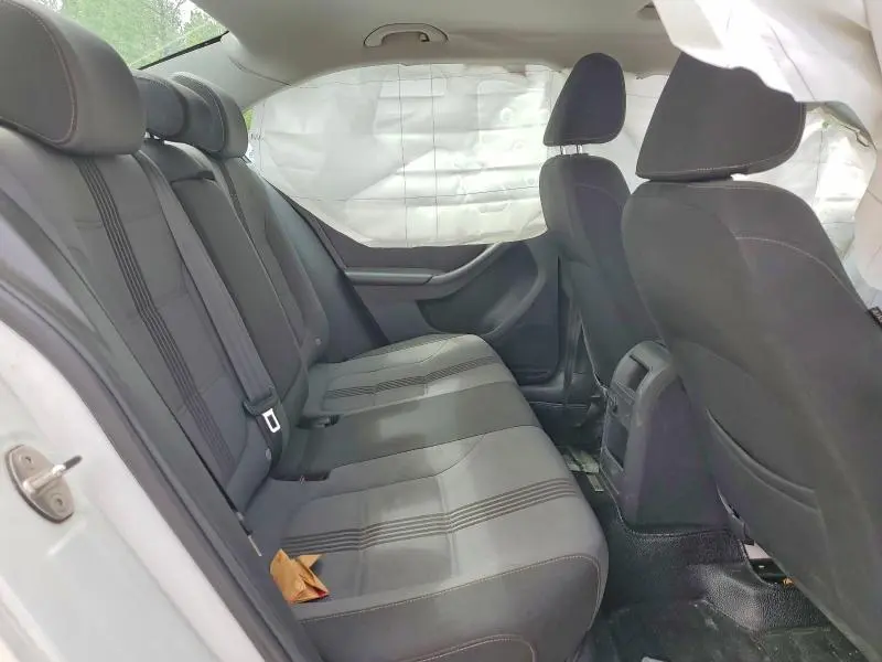 2017 VOLKSWAGEN JETTA SE  