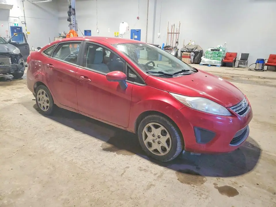 2011 FORD FIESTA SE  