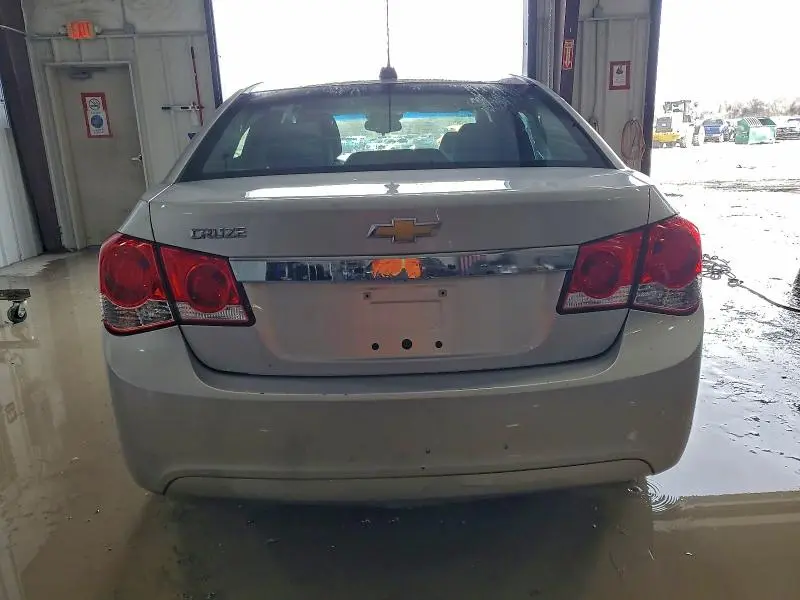 2015 CHEVROLET CRUZE LS  