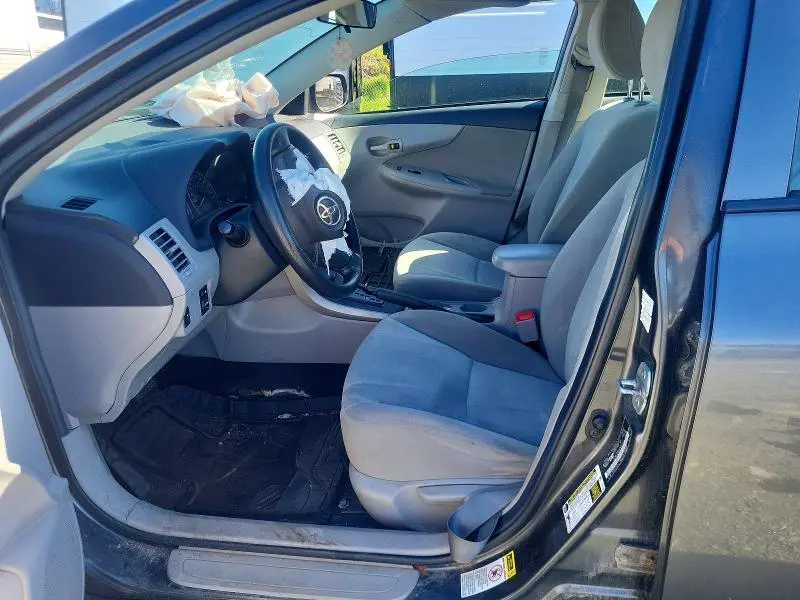 2011 TOYOTA COROLLA BASE  