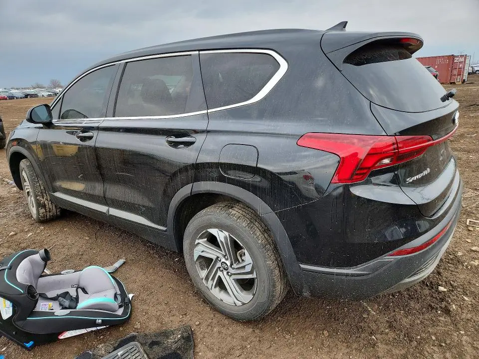 2022 HYUNDAI SANTA FE SE  