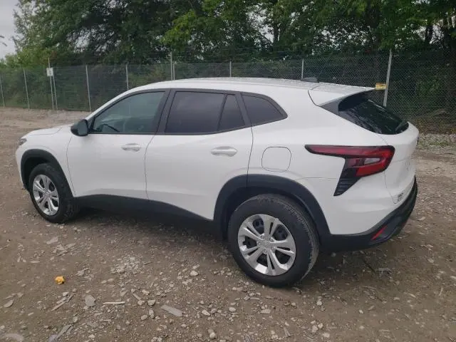 2024 CHEVROLET TRAX LS  