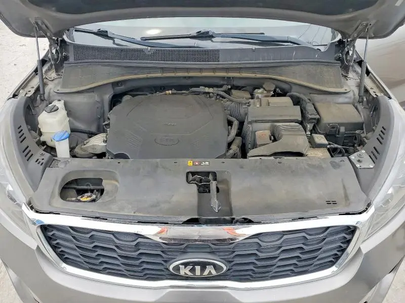 2019 KIA SORENTO LX V6  