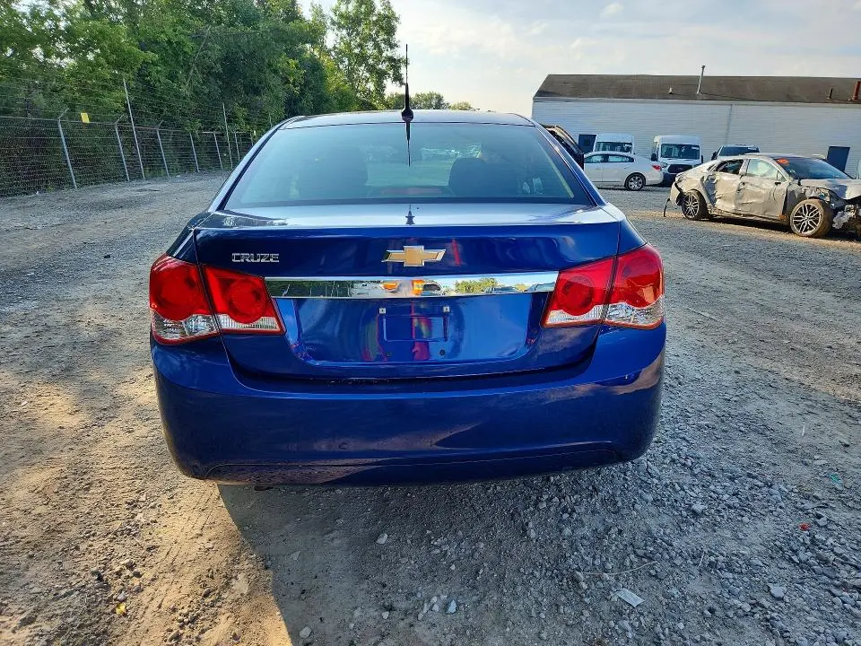 2013 CHEVROLET CRUZE LS  