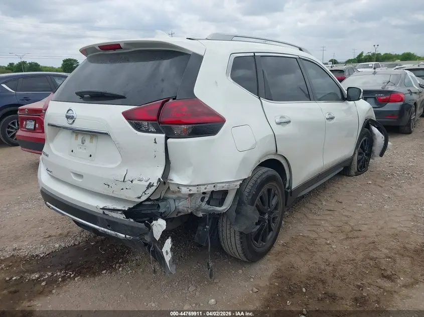 2019 NISSAN ROGUE SV