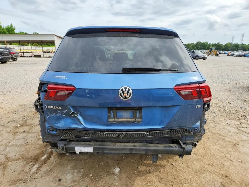 2018 VOLKSWAGEN TIGUAN S  