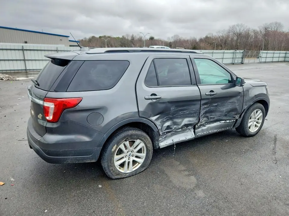 2019 FORD EXPLORER XLT  