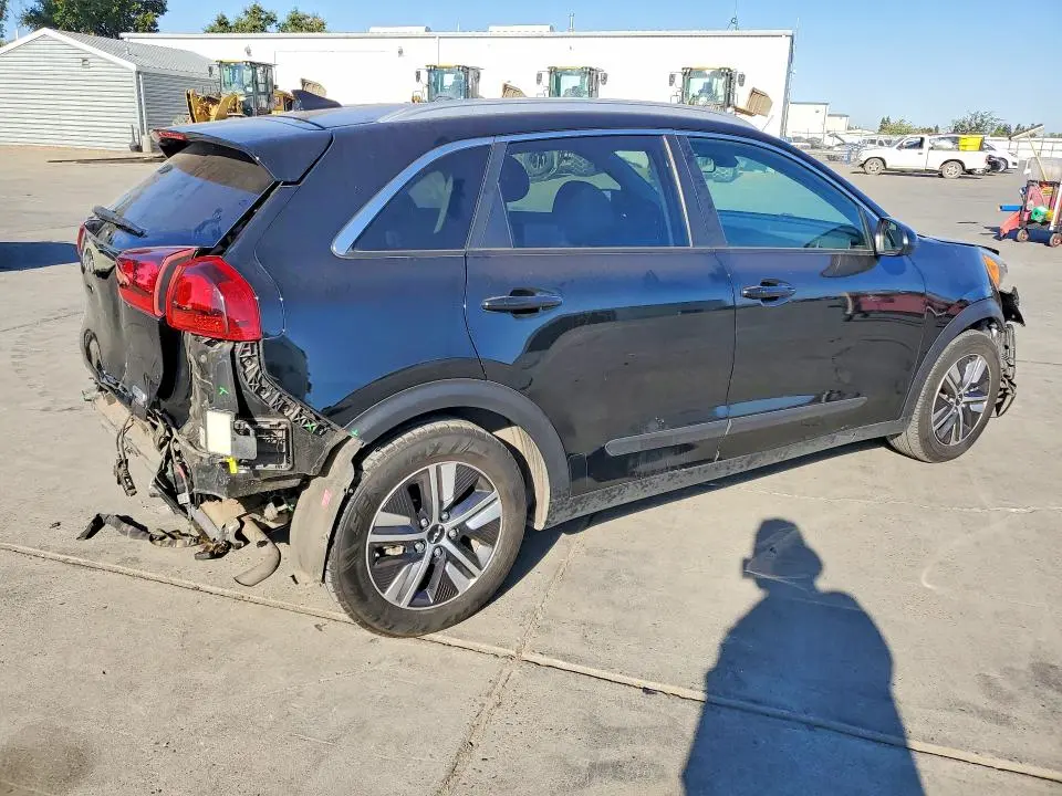 2022 KIA NIRO LXS  