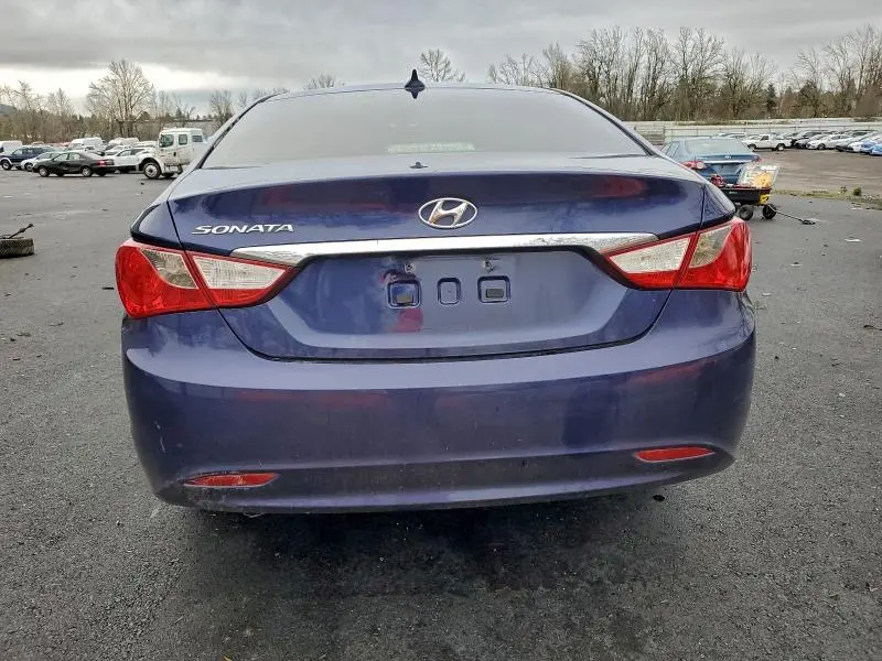 2012 HYUNDAI SONATA GLS  