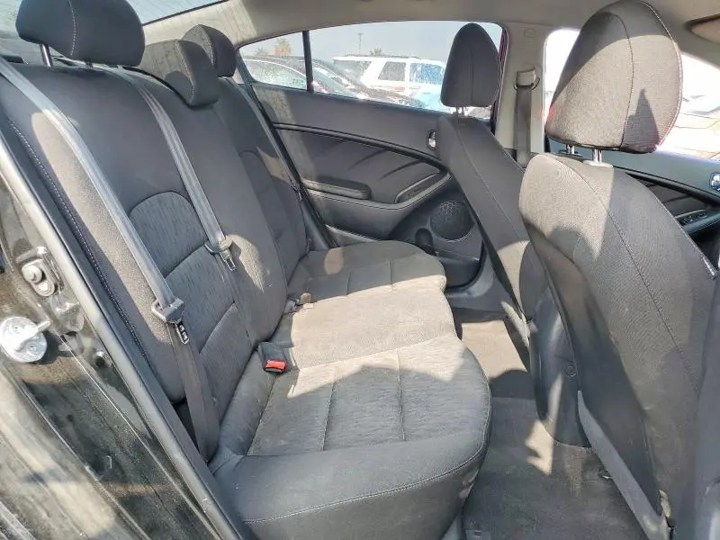 2016 KIA FORTE LX  