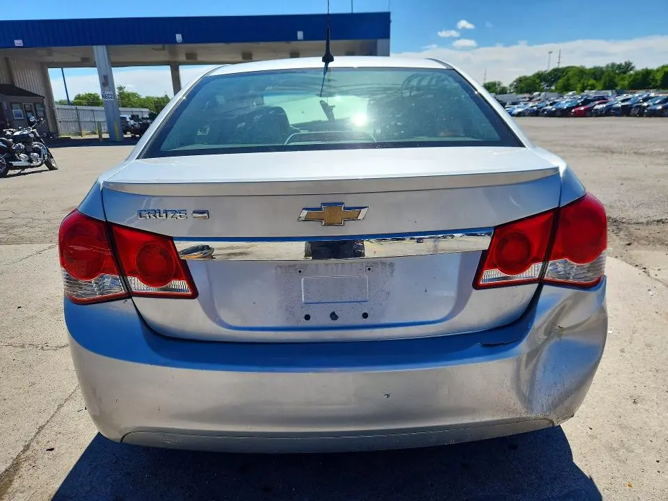 2011 CHEVROLET CRUZE LT  