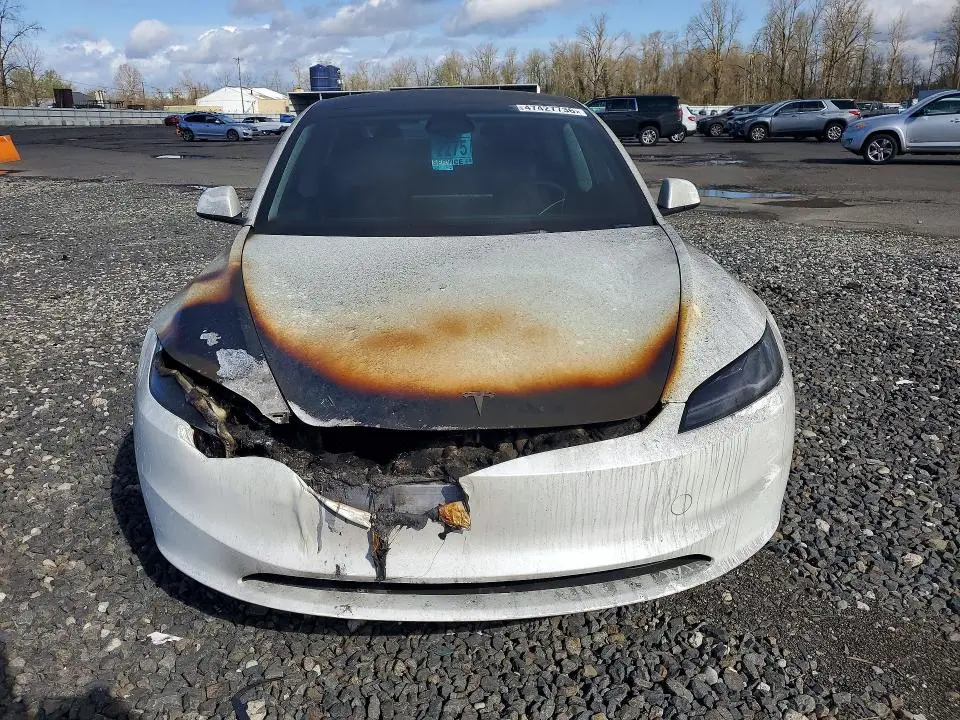 2025 TESLA MODEL 3   